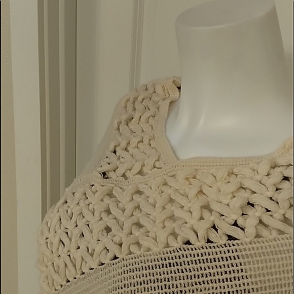 Knitted Cream Colored Poncho - Picture 4 of 4